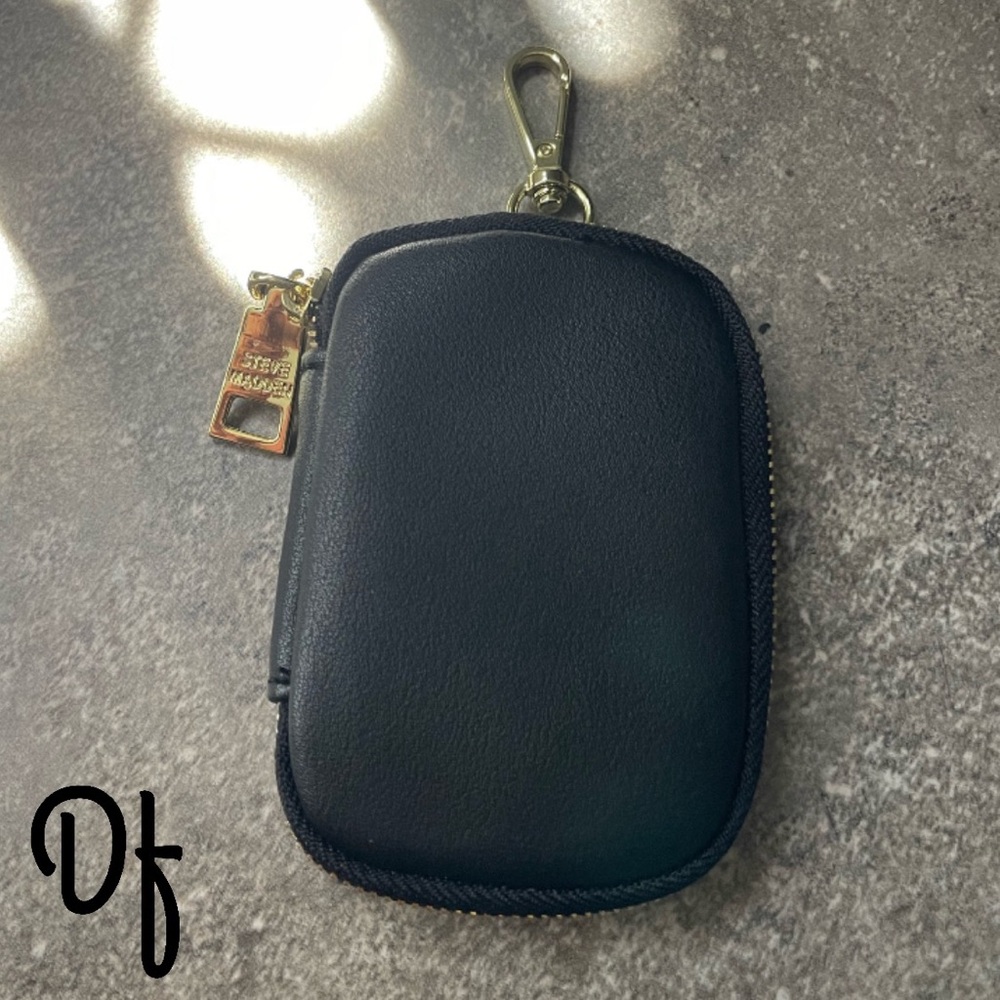 Steve Madden Black Coin Pouch with Gold Clip